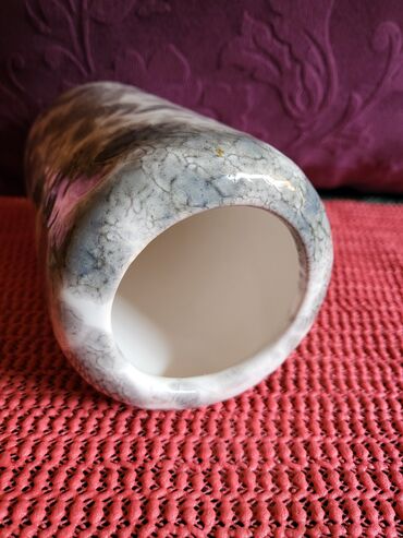 Ostali kućni dekor: Vaza nova porcelanska 70,80te. Visina. 16,5cm. Gornji — 6