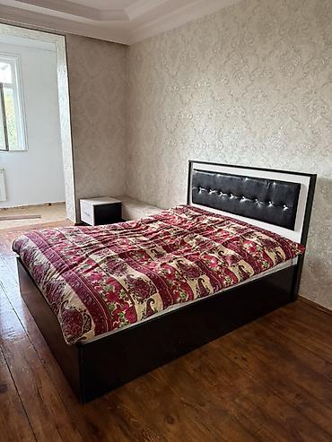 İki nəfərlik yataq dəsti - Ölçü: təxminən 160x200 sm (standart iki
