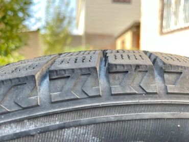 Шины: Шины 215 / 60 / R 16, Зима, Б/у, Комплект, Легковые, Dunlop