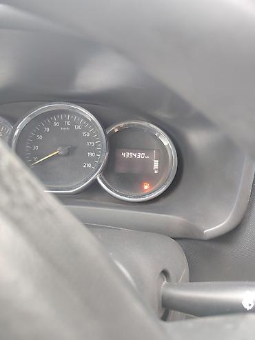 avtomobil aksesuarlar: Renault sedan – ehtiyat hissələri üçün Model: Renault (sedan kuzov) — 6