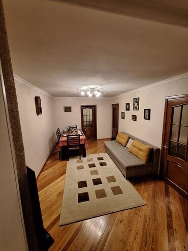 Köhnə tikili: Bakı, 3 otaqlı, Köhnə tikili, m. İnşaatçılar, 70 kv. m — 3