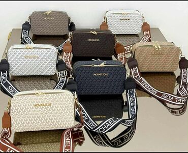 Torbe: Elegantna torbica, Guess, Materijal: Platno na lalafo.rs — 5 Torbe: Elegantna torbica, Guess, Materijal: Platno — 5