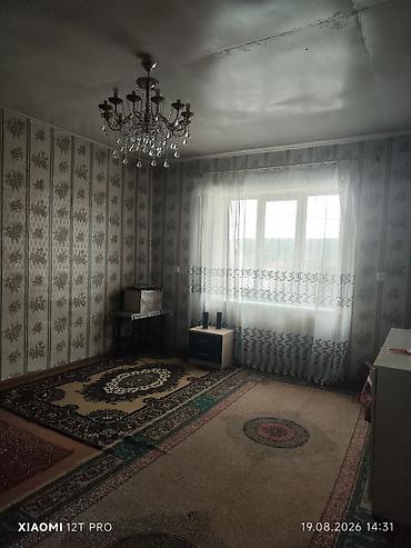 Həyət evləri və villaların satışı: Qusar şəhərində, Xıdır restoranı ilə üzbəüz yerləşən iki mərtəbəli ev — 15