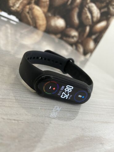 Спортивные: Фитнес браслет xiaomi mi smart band 6 В хорошем состоянии, оригинал