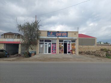 polis geyim magazasi: Obyekt kafe ki̇mi̇ i̇carəyə veri̇lmi̇r! Saray qəsəbəsində polis