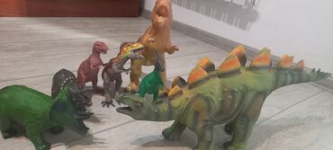 Детский мир: Продаю игрушки динозавров!