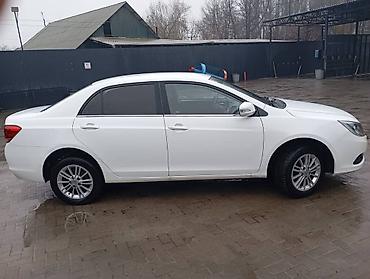 BYD: BYD E5: 2019 г., Электромобиль, Седан — 3