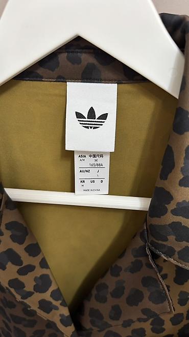 Брючные костюмы: Adidas оригинал 💯 %👌Костюм в леопардовом принте (рубашка + широкие — 5