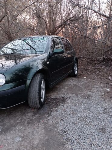 Volkswagen: Volkswagen Golf: 2000 г., 1.6 л, Механика, Бензин, Седан