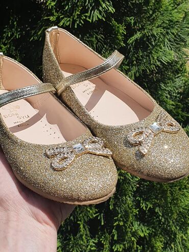обувь из кореи: Туфли для девочки. В идеальном состоянии. Производство Кореа. BONI