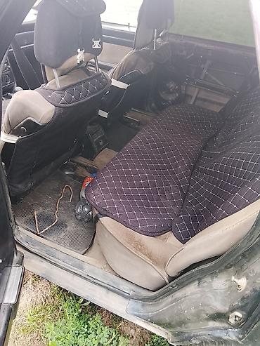 Audi: Audi 100: 1986 г., Седан — 9