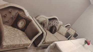 divan kreslo uzleri: İşlənmiş, Klassik divan, 2 kreslo, Bazasız