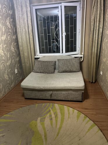 диван для офис: Продаю б/у диван кровать