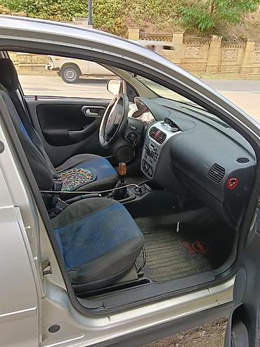 mercedes stop 2000: Opel Corsa.Motor karopka,peredok idéal veziyyetdedir.zavod kizadir — 3