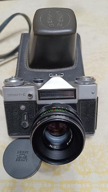 авто камеры: Видеокамера JVC Compact VHS + фотоаппарат Зенит-Е Комплект: - — 2
