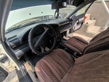 Audi: Audi S4: 1991 г., 2 л, Механика, Бензиновая, Седан — 8