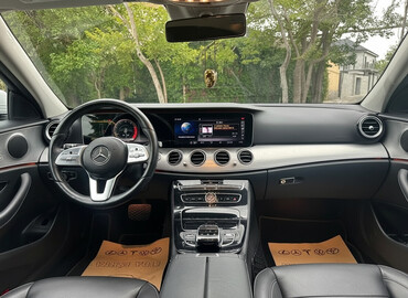 Avtomobil salonu üçün digər detallar: Mercedes-Benz 777, 2019 il, İşlənmiş — 1