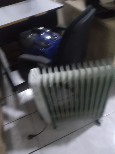 Elektrikli qızdırıcılar və radiatorlar: Обогреватели маслянные