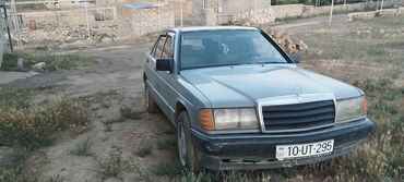 mercedes 190 qiymetleri: Mercedes-Benz 190: 1.8 l | 1990 il Sedan