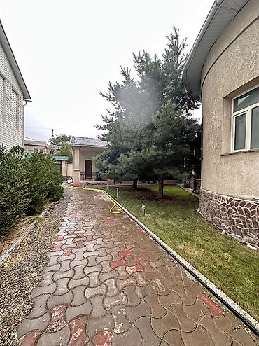 жаны уйлор: 🏡 Просторный дом в жилмассиве «Киргизия» на угловом участке — под — 3