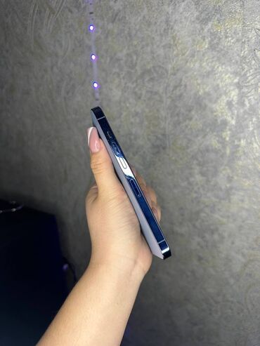 Apple iPhone: IPhone 13 Pro, Sierra Blue — 6