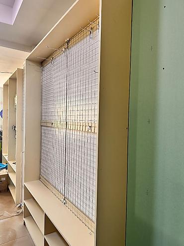 Оборудование для магазинов: Mağaza üçün vitrin stendi və şəbəkəli asma sistemi - Modul tipli — 4
