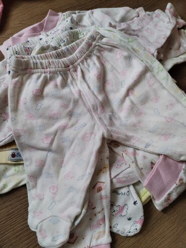Paketi dečije odeće: Paket: Pantalone, Majice, Unisex — 2