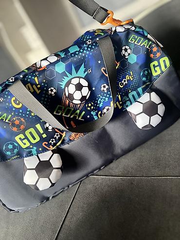 delivery bag: Детская спортивная сумка с футбольным принтом
 Осталось только 1 шт — 4