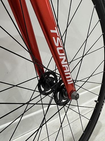 Шоссейные велосипеды: Фикс TSUNAMI snm100 Комплектация: Legend Цвет: красный Ferrari Рама — 8
