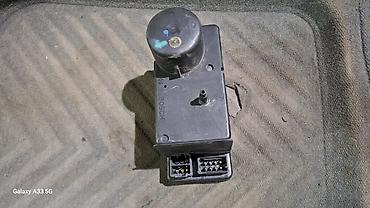 Другие детали салона: От W202 Elegance. В отличном состоянии.
только Правая — 6