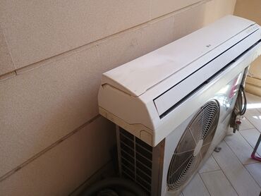bk kondisioner: Kondisioner LG, İşlənmiş, 100-dən çox kv. m