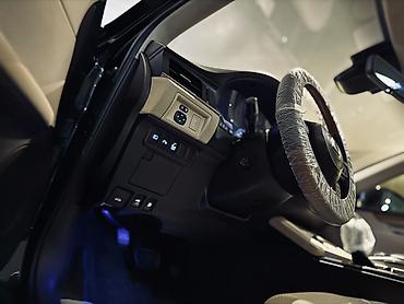 Lexus: Lexus ES: 2017 г., 2.5 л, Гибрид — 28