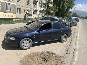Унаа: Audi A4: 1995 г., 1.8 л, Кол менен иштөөчү, Бензин, Седан — 5