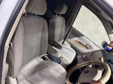 Mazda: Mazda MPV: 2004 г., 2.3 л, Автомат, Газ, Минивэн — 15