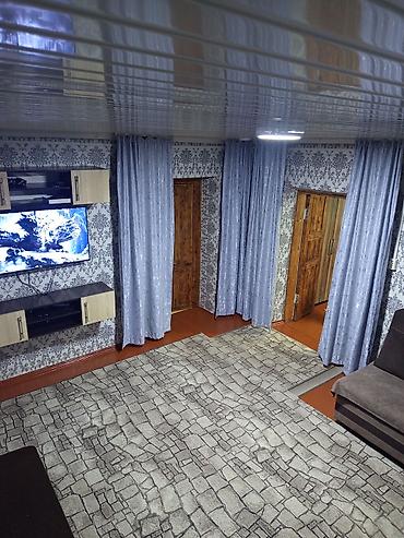 Продажа коттеджей и домов: Продается участок с домом, центр с. Новопавловка, 9 соток, район рынка — 16