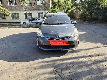 voxy noah: Toyota Prius V: 2012 г., 1.8 л, Вариатор, Гибрид, Универсал — 2