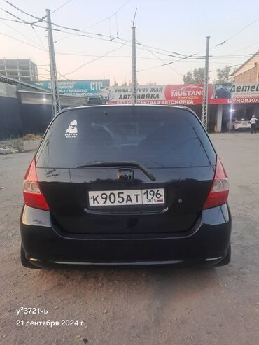 чолпон ата авто: Honda Fit: 2002 г., 1.3 л, Вариатор, Бензин, Хетчбек