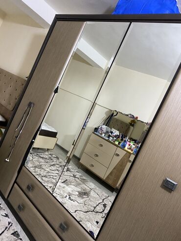 güzgülü dolab: Açılan, 4 qapılı Düz dolab, Qarderob, paltar dolabı, Türkiyə