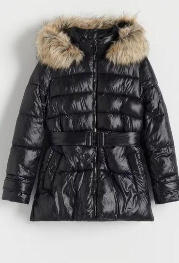 zimske jakne benetton: Reserved, M (EU 38), L (EU 40), Single-colored, With lining, Fur