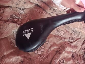 тренажерные оборудование: Лапа, пользовался 2 месяца для тхеквондо, в основном лежал в гараже