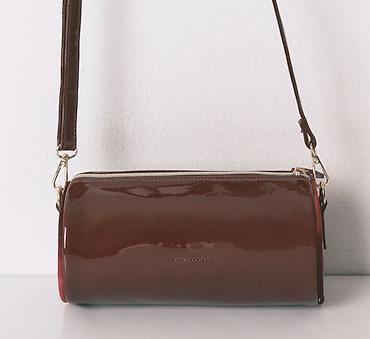 versace chain: Victoria’s Secret. Ženska torbica preko ramena – cilindričnog — 1