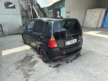 bad e2: Daihatsu YRV: 2001 г., Механика, Бензин, Хэтчбэк — 4