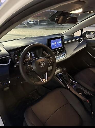voxy noah: Toyota Corolla: 2021 г., 1.8 л, Вариатор, Гибрид, Седан — 3