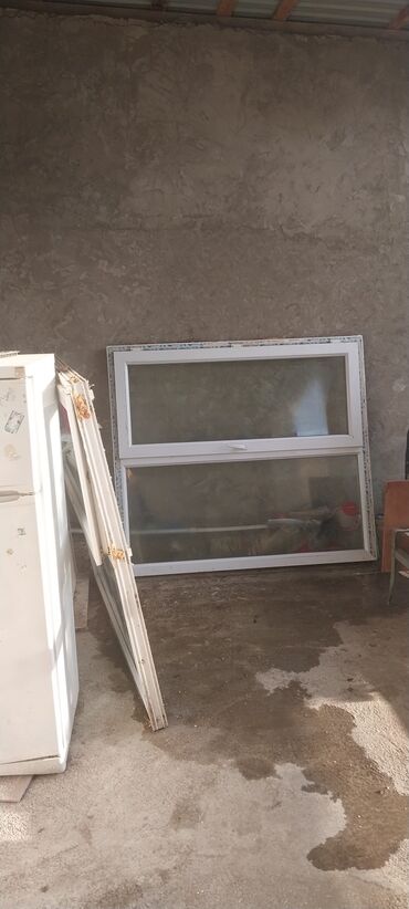 taxda pencereler: İşlənmiş Tək qat şüşə paketi Plastik pəncərə, Еni: 140 sm, Uzunluğu: 160 sm