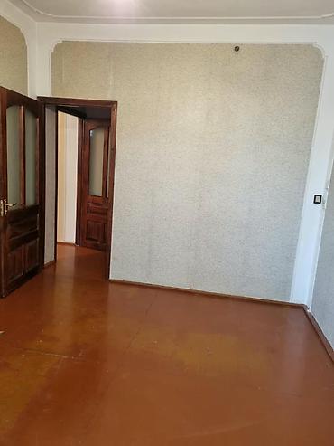 kira: Menzil Əhmedli metrosuna 5 deqiqe mesafede yerlesir. 9 mertebenin 2 ci — 6