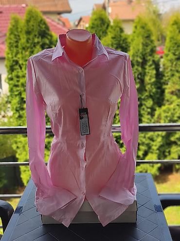 Košulje: Ženska košulja – svetloružičasta - Klasičan kroj sa kragnom i — 2