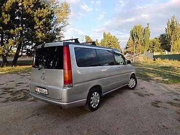 Транспорт: Honda Stepwgn: 2001 г., 2 л, Автомат, Бензин, Минивэн — 4
