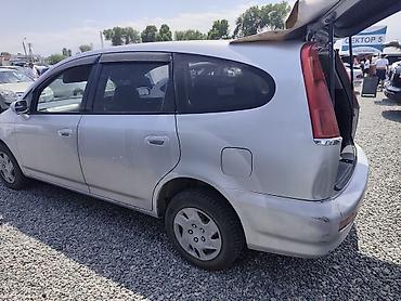 honda element: Honda Stream: 2002 г., 1.7 л, Автомат, Минивэн — 1