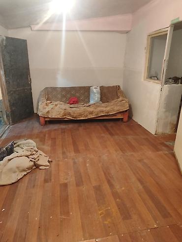 Həyət evləri və villalar: Koroğlu Böyükşor qəsəbəsində yerləşən köhnə həyət evi – 4 otaq — 7