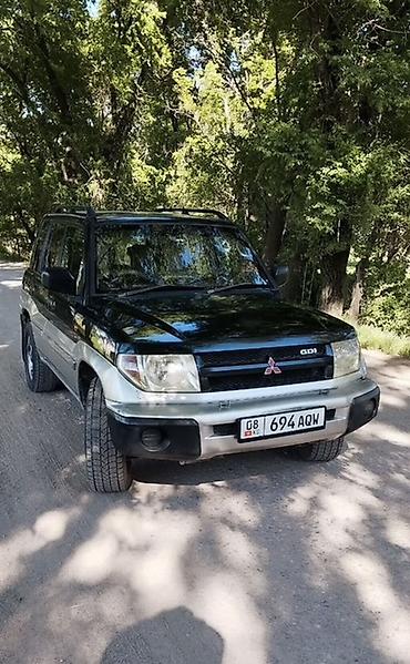 Mitsubishi Pajero iO: 2001 г., Бензин, Внедорожник